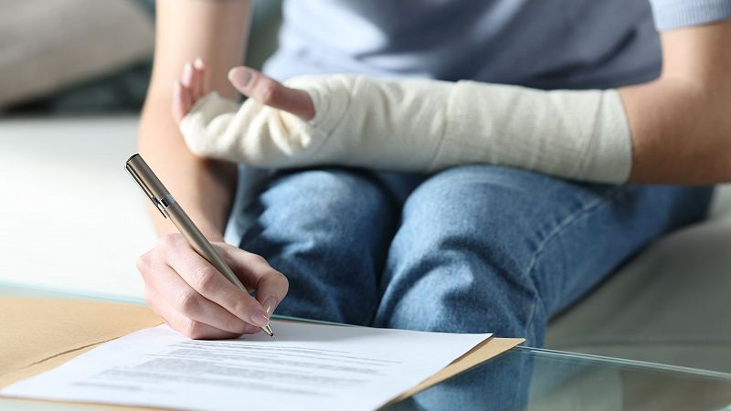 西班牙员工连续旷工处理指南:合法合规操作,避免高额赔偿风险